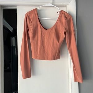 Lululemon top